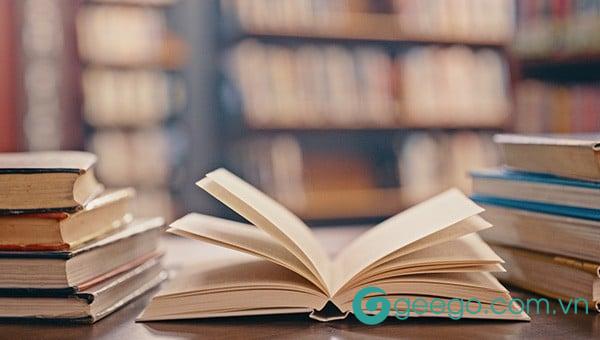 Văn học dân gian và văn học viết khác nhau như thế nào?