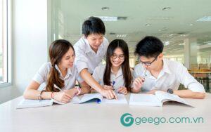 Đề thi kèm đáp án môn ngữ văn dành cho học sinh lớp 12