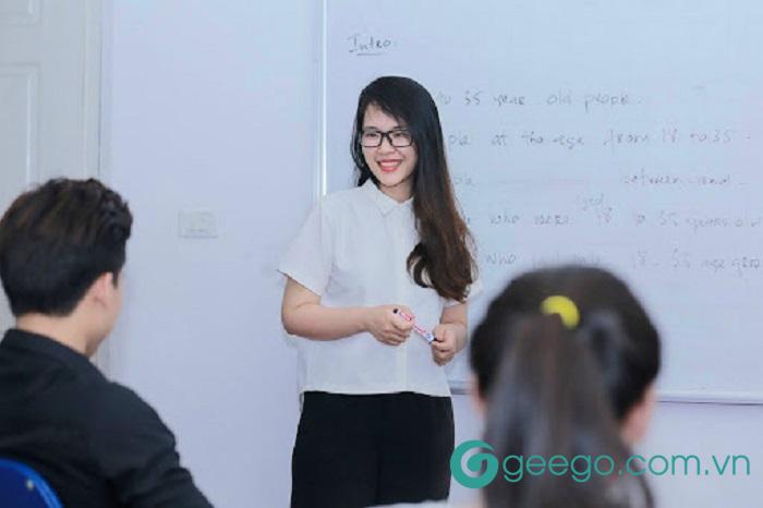 nganh-su-pham-anh-la-gi