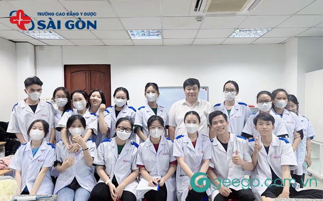 Ngành Điều dưỡng cần học những gì? Chi tiết các môn học